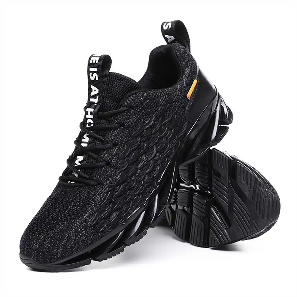 size 44 size 39 walking shoes  - مراجعة Luxury Lifestyle Team وسعره