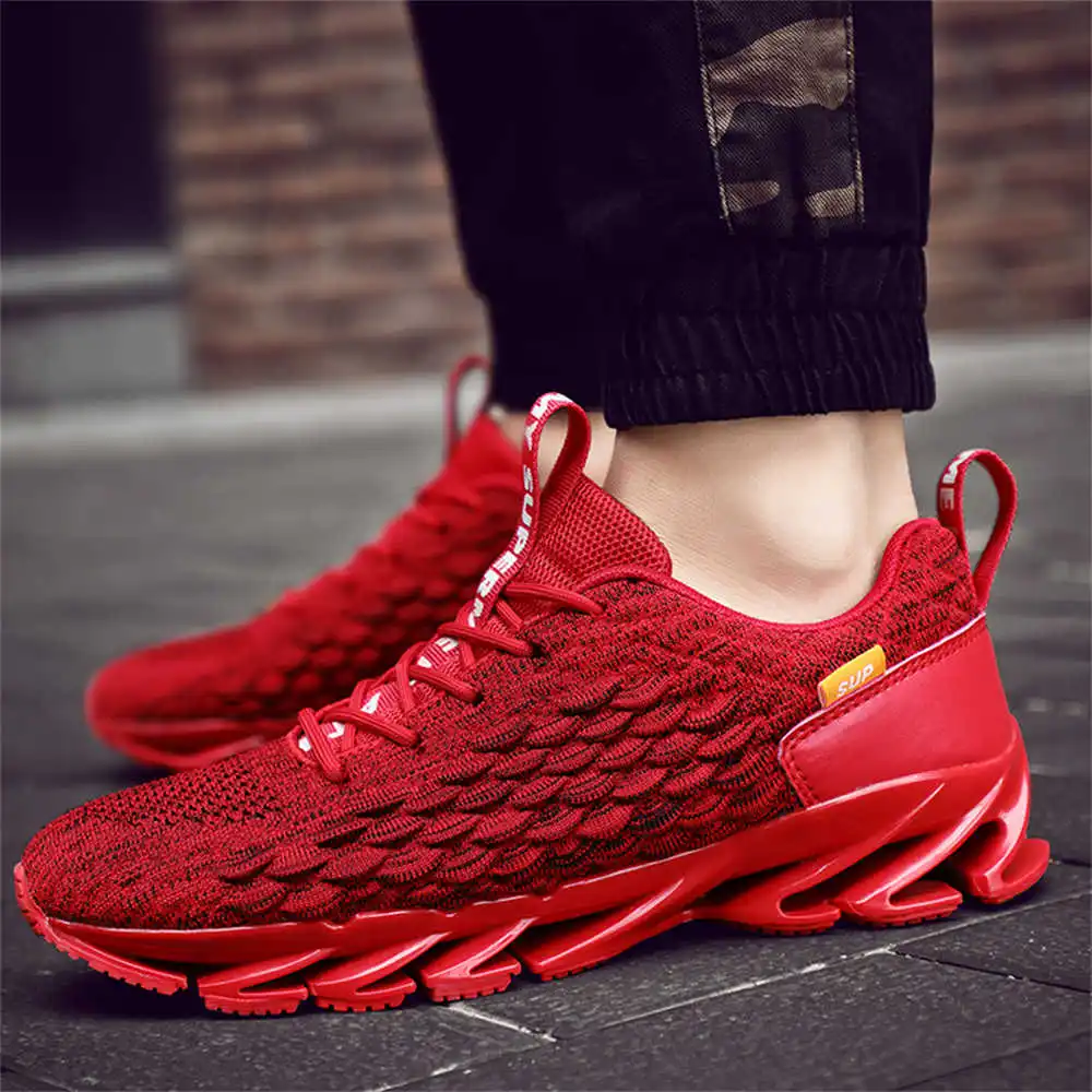 size 44 size 39 walking shoes  - مراجعة Luxury Lifestyle Team وسعره