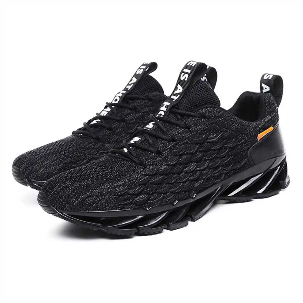 size 44 size 39 walking shoes  - مراجعة Luxury Lifestyle Team وسعره