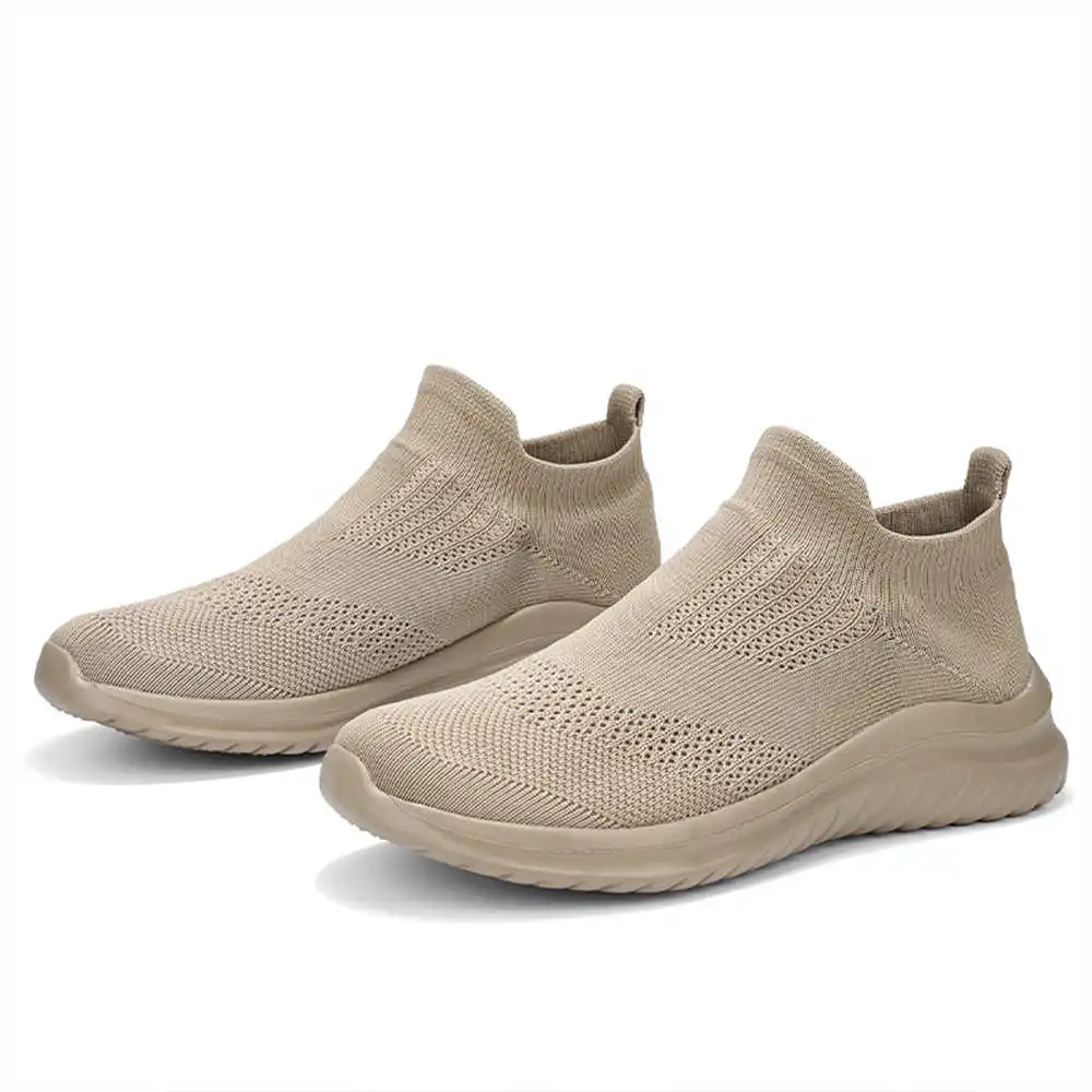 Beige Soft New Novelty Tennis  - مراجعة Luxury Lifestyle Team وسعره